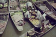 INDIA-Shrinaghars-floating-market